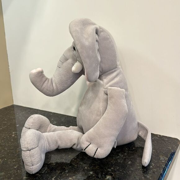 Russ Berrie Large Elephant Plush Toy Grey Children's Soft Toy 20” Tall! - Picture 3 of 8
